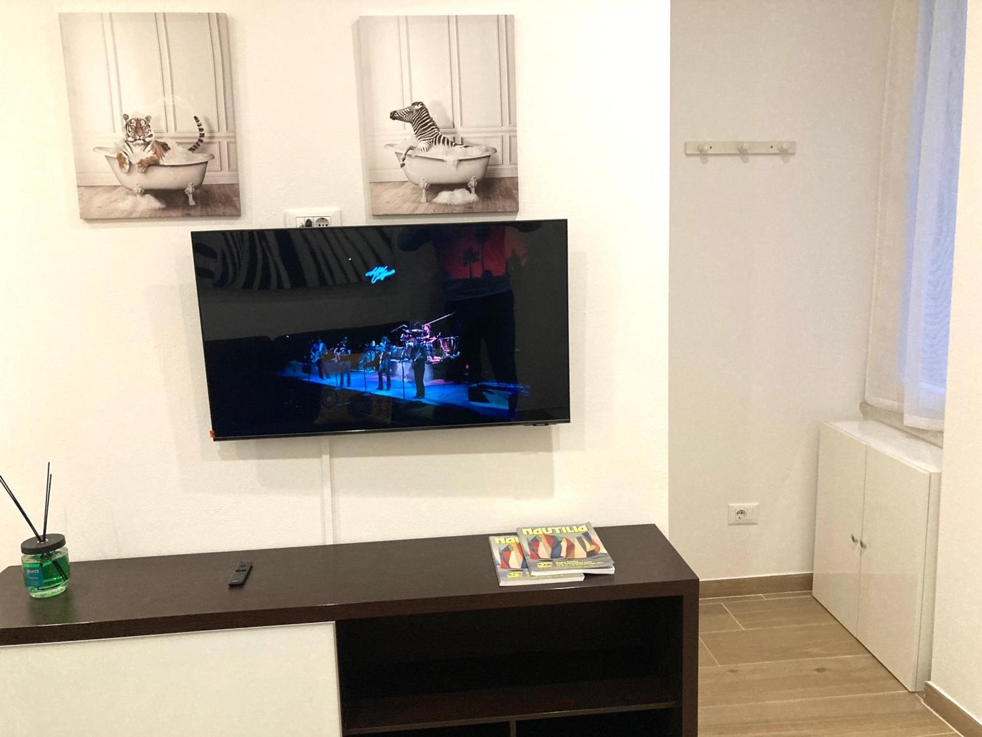 Casa Cereria - Apartment With Parking Triest Exterior foto